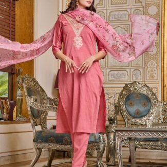 Women Embroidered Straight Kurta Set in Peach Colour